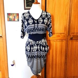 Boutique Brand Navy and White Patterned Tulip Dress With Pockets Size 1
